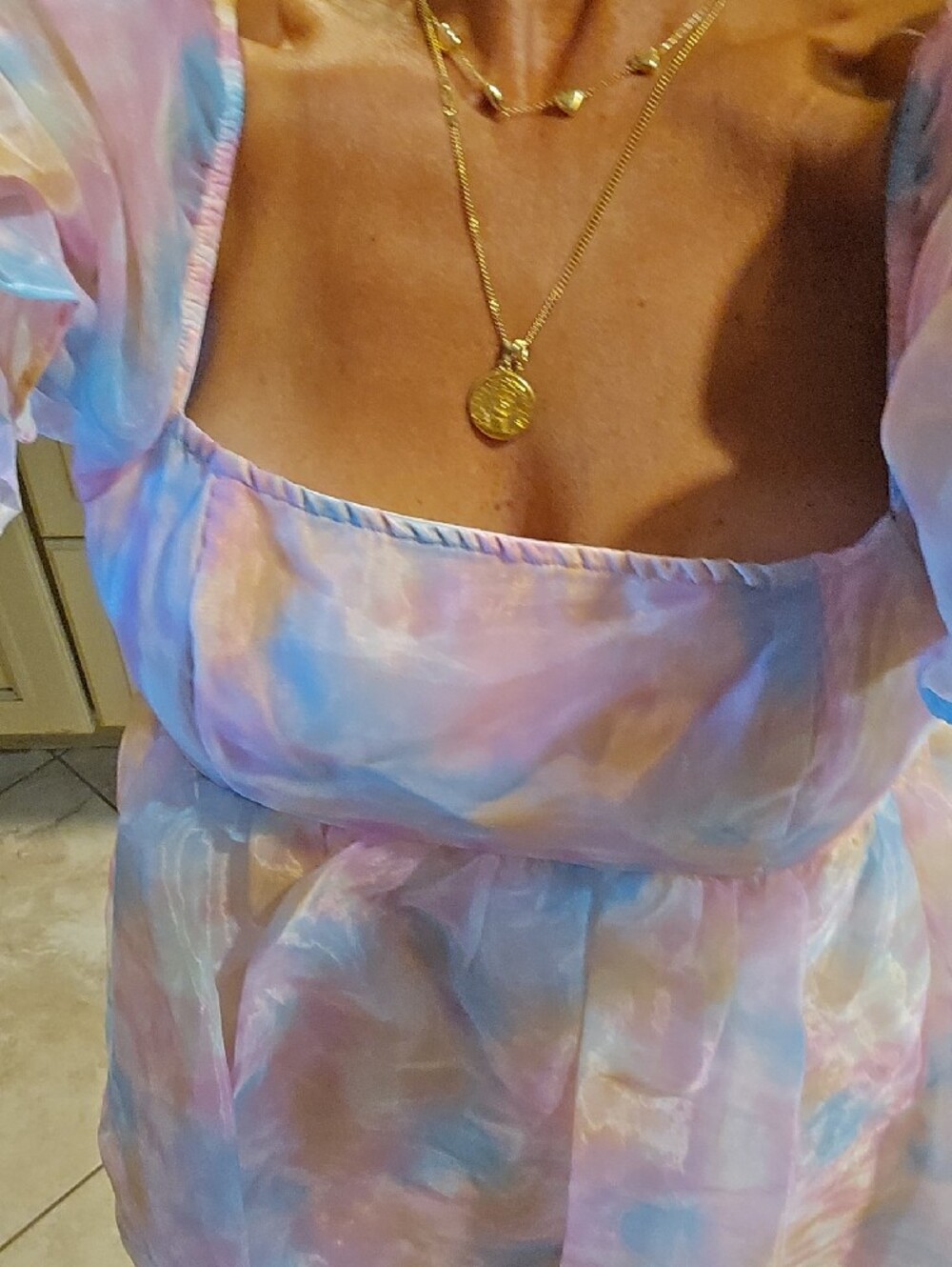 Ladies Pink Pastel Princess Vacation Summer Dress with Puffy Sleeves - Picture 5 of 9